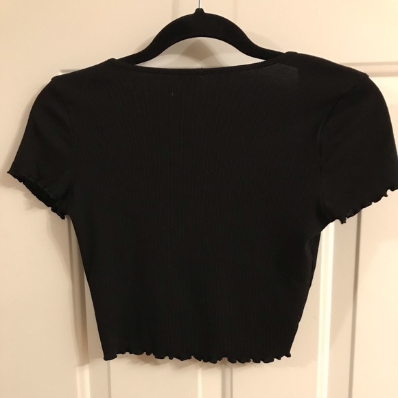 🍒3/$30 Garage Black Top - Picture 3 of 3